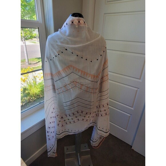 KITARA NEW YORK OVERSIZE SHEER SHAWL WRAP SCARF COVERUP BLACK PEACH GEOMETRIC OS - Picture 5 of 12